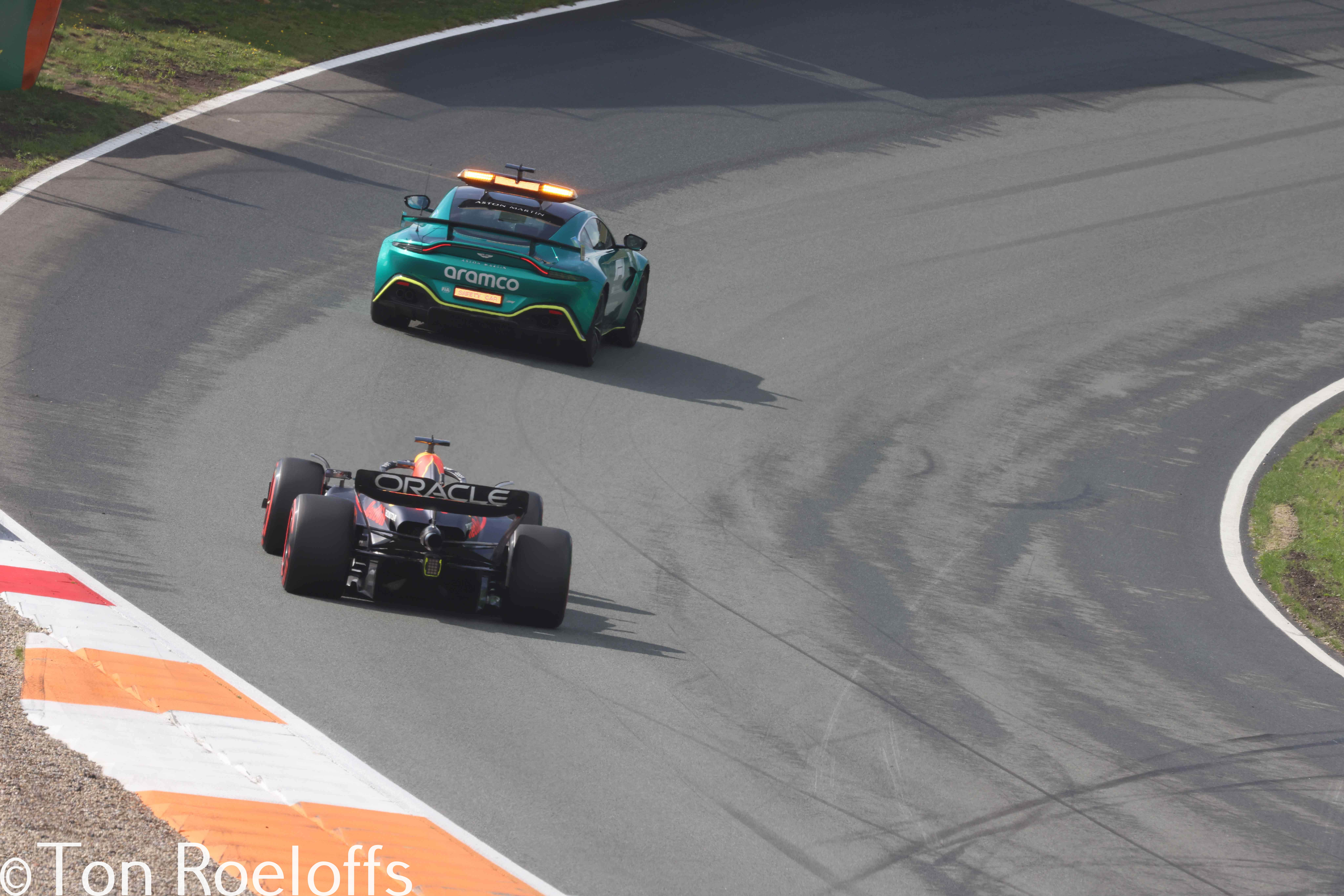 Vettel verremt zich